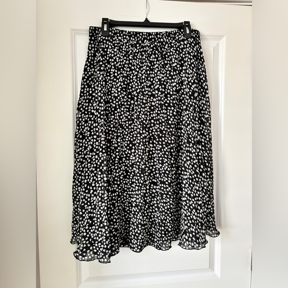Black and White Printed Skirt